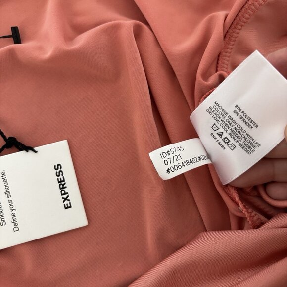 Express Body Contour Cropped Cami Size Large Fairy Feminine Stretch Peach NWT - Picture 6 of 9